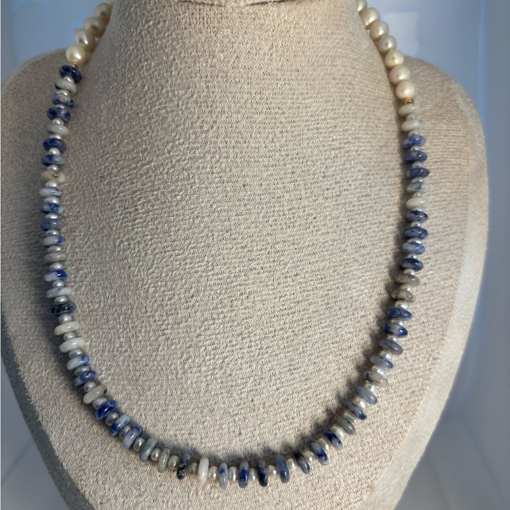 Lapislázuli real gemstones and freshwater pearls necklace! NEW